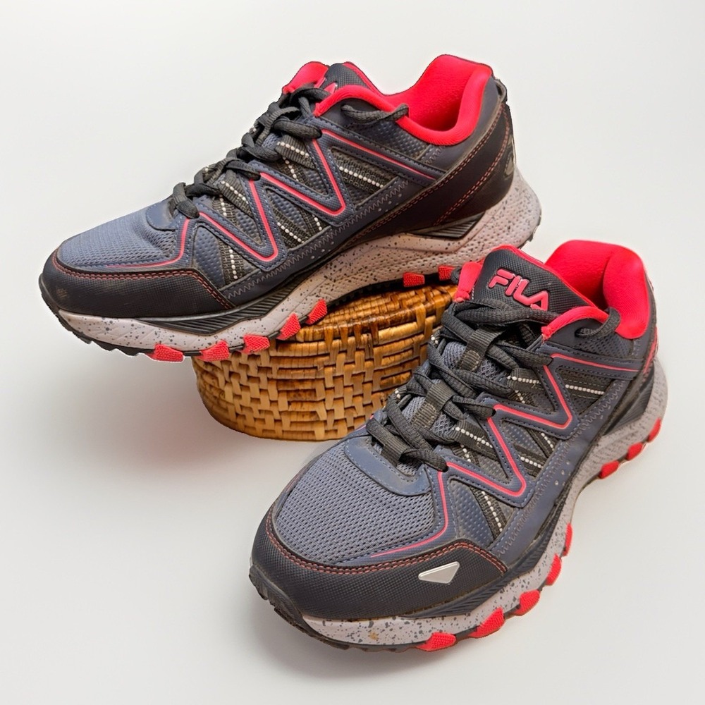 Fila Women's Shoes Athletic Walking Hiking Sneakers Girls 8 New Firetrail EVO